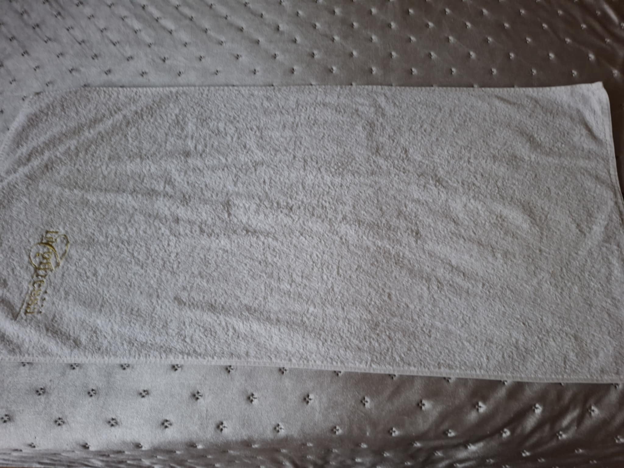 880