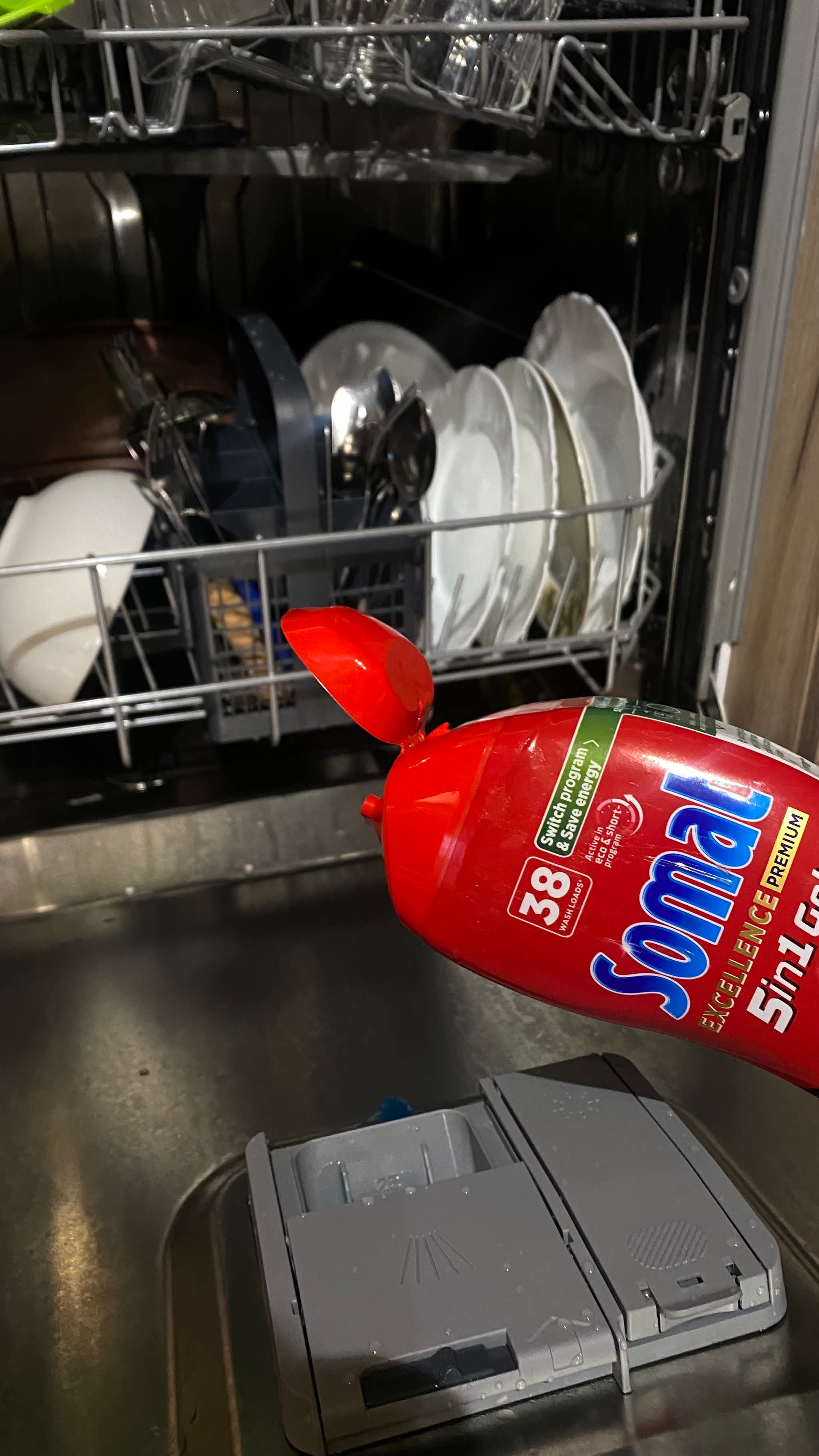 4927