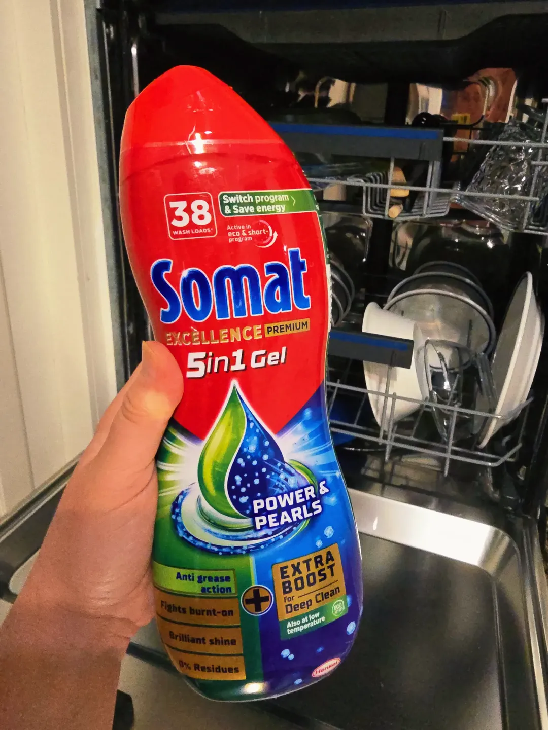 5569