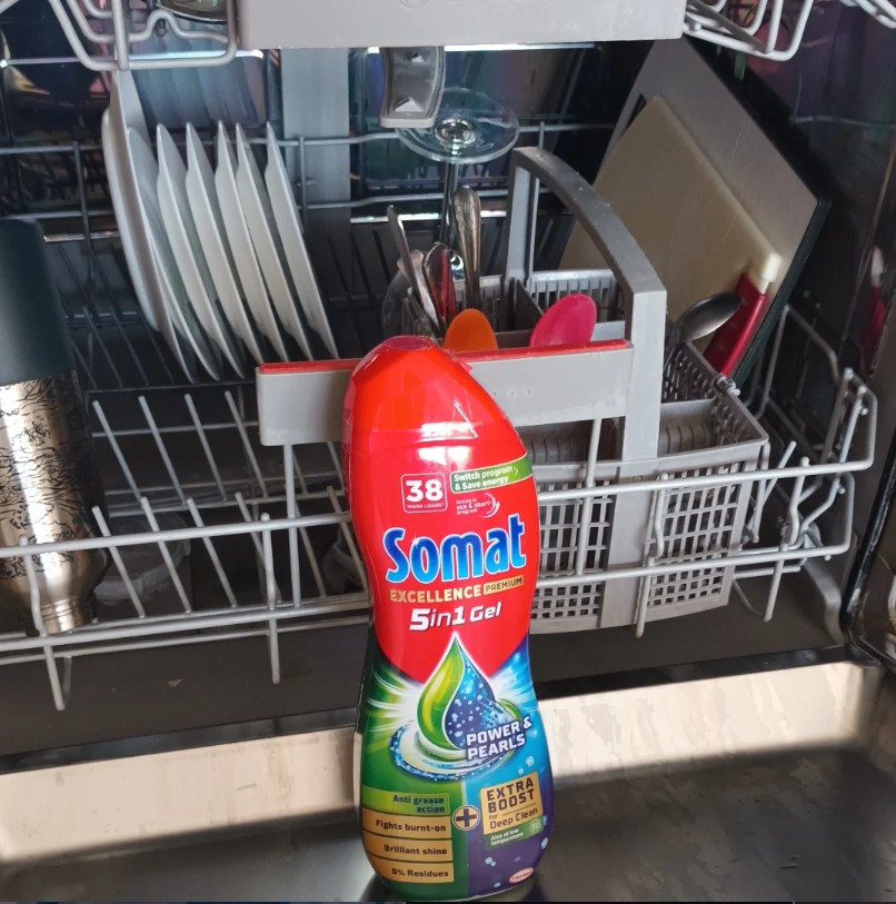 5640